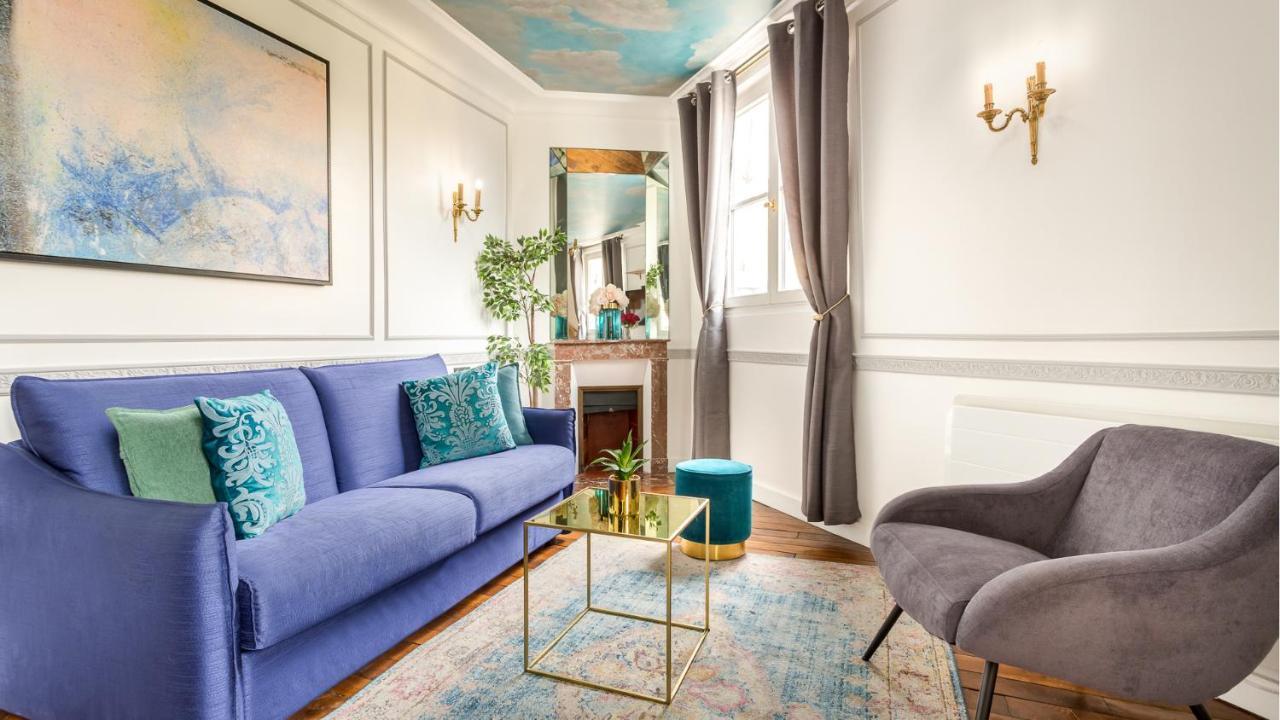 Luxury 2 Bedroom Duplex - Beautiful Monument View Paris